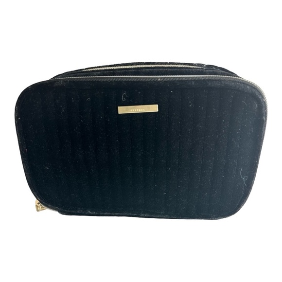 👜 Kestral Black Velvet Makeup Bag with Gold Zipper ✨ - Picture 1 of 11
